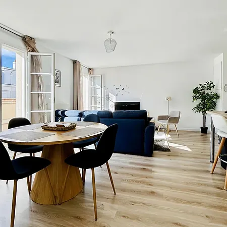 Cosy Near Disneyland Paris Apartment Serris
